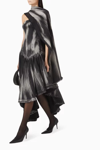 فستان بكاب وحافة غير متماثلة دينم