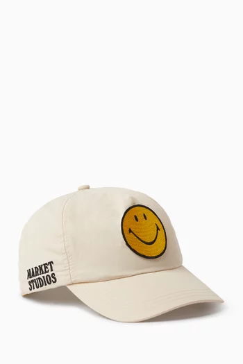 كاب كلاسيك مزين بسمايلي نايلون