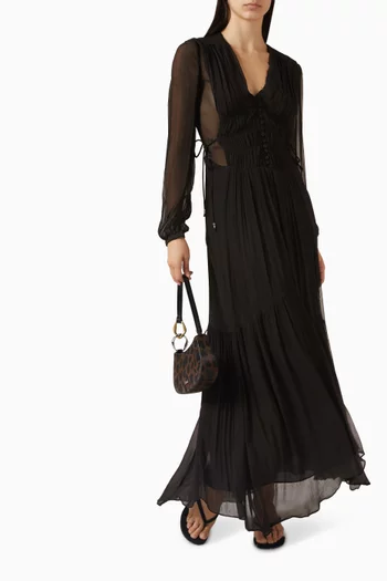 فستان بريان بفتحة رقبة على شكل حرف V‏ فيسكوز