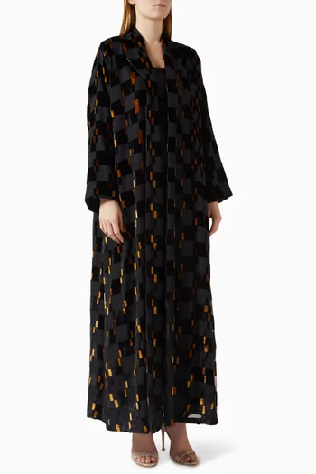 عباية بقصة زينة