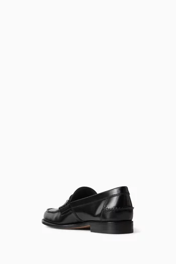 حذاء سهل الارتداء جلد