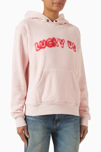 كنزة بغطاء رأس وطبعة حروف قطن