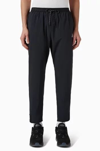 بنطال دون رينج تريل للجري بتقنية Dri-FIT ضمن مجموعة ايه سي جي