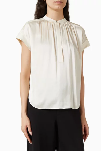 بلوزة بكشكش عند الرقبة حرير