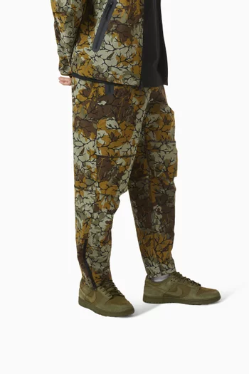 Dunk Low Retro SE Sneakers in Suede