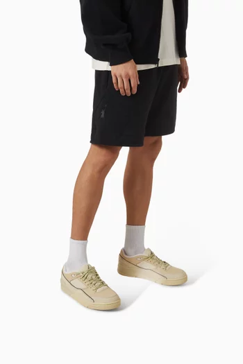 سنيكرز فلايت كورت جلد