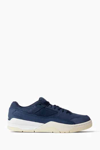 سنيكرز فلايت كورت