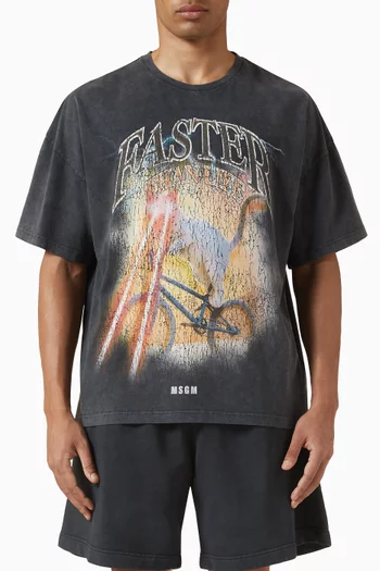 تي شيرت بقصة فضفاضة وطبعة قطن جيرسيه