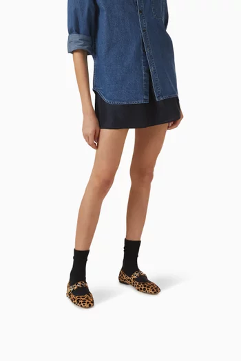 حذاء باليرينا أوما بحلي معدنية مفرغة وكعب مسطح شعر مهر بنقشة جلد الفهد