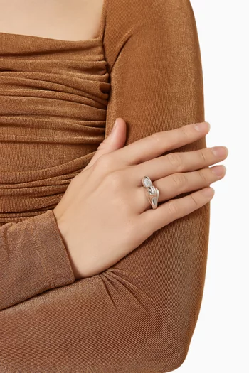 خاتم بيا مرصع بالماس ذهب أبيض عيار 14