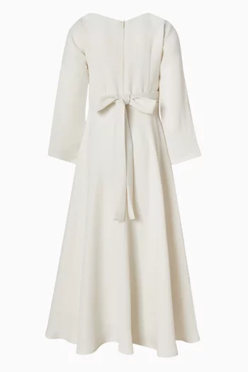 فستان طويل بزهور بارزة