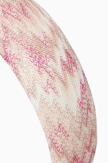 طوق رأس بنقشة خطوط متعرجة