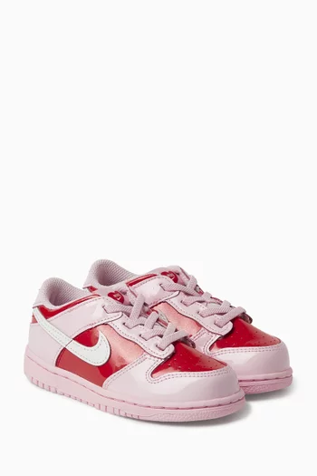 Dunk Low-top Sneakers