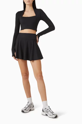 بلوزة سوفتسكالب بنمط بوليرو بأكمام طويلة