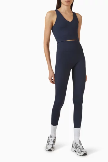 حمالة صدر سوفتسكالب بفتحة رقبة علي شكل حرف V‏ وحمالات متقاطعة في الخلف