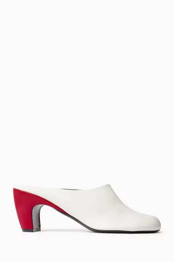 حذاء مفتوح من الخلف بمقدمة مستديرة وكعب 65 مم جلد