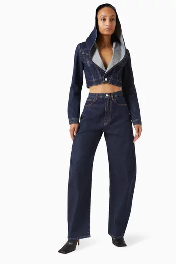 جاكيت قصير بغطاء رأس دينم