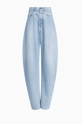 Curved-fit Jeans in Denim