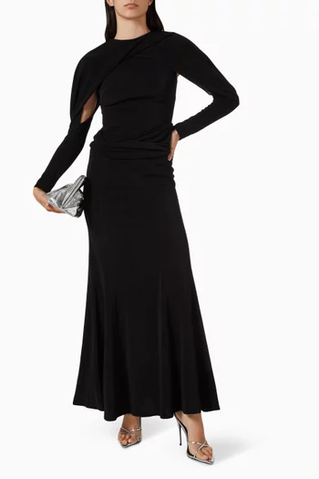 فستان سهرة بدرابيه وقصة ذيل السمكة