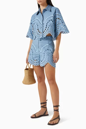 بلوزة ستورم بتطريزات إنجليزية مزيج قطن