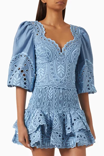 بلوزة باس بتطريزات إنجليزية مزيج قطن