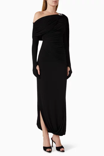 فستان سوريا بكتف مكشوف