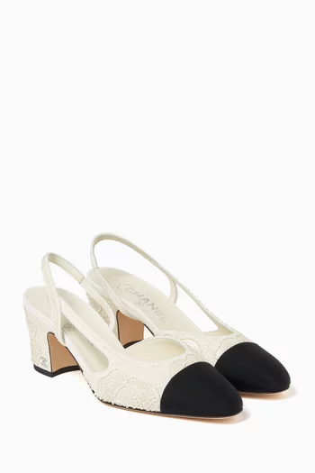 حذاء كاميليا بسير خلفي وكعب مرتفع مرصع باللؤلؤ والكريستال غير مستعمل، مقاس 37.5 بالمقاسات الأوروبية