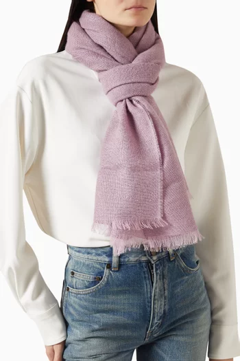 وشاح مطرز بشعار الماركة كشمير