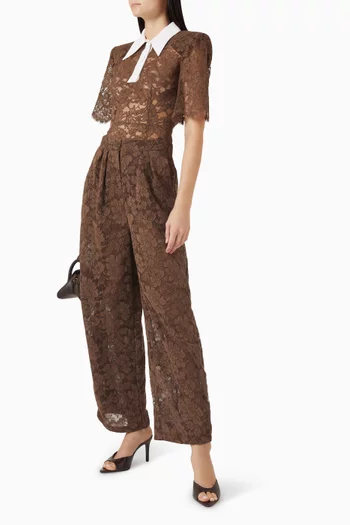 High-waisted Carrot Pants in Lace