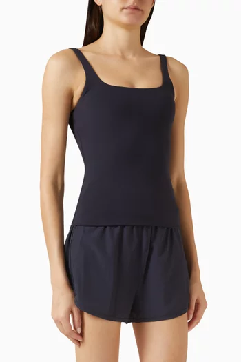 فيست بقصة بسيطة دايفليكس