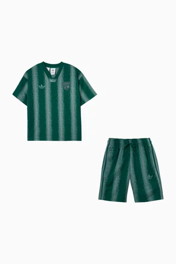 طقم متناسق بتصميم فضفاض أديداس × ماينكرافت