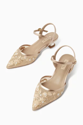 صندل إيزيو مطرز بالكريستال