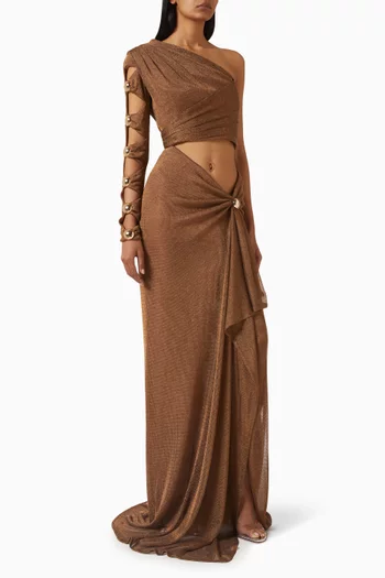 فستان بكتف مكشوف وتطريزات جيرسيه