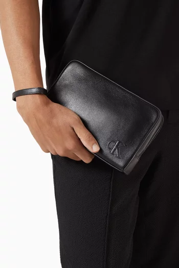 Logo Compact Case in Leather