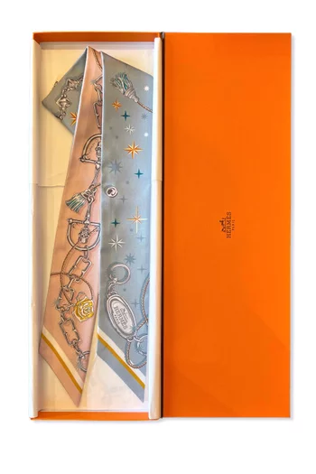 Twilly Scarf C’est la Fete in Bleu Glacier, Rose Poudre, Gris