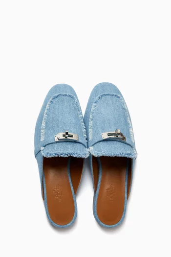 حذاء أوز مفتوح من الخلف دينم بحواف منسلة غير مستعمل، مقاس 38.5 بالمقاسات الأوروبية