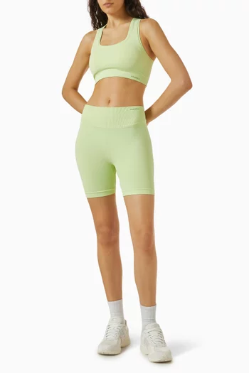 شورت بقصة قصيرة بدون حياكة