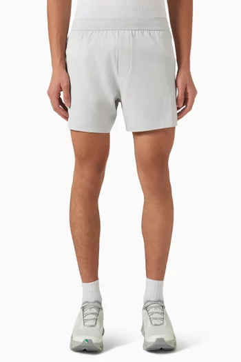 Qualify Shorts Lined 5"