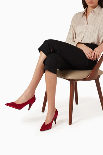 حذاء كلاسيك بشعار ميدوسا وكعب 90 مم ستان