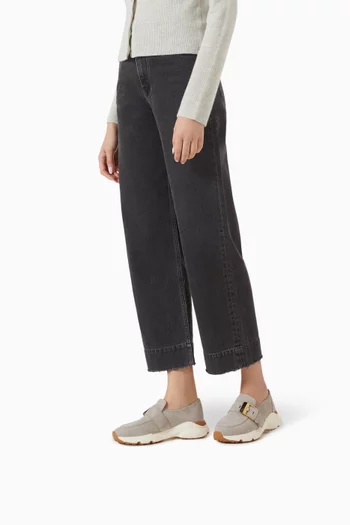 حذاء رياضي شمواه