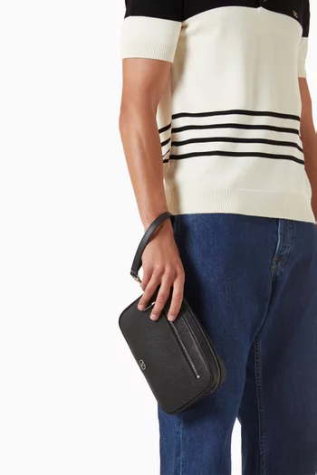 VLOGO Pouch in Grainy Calfskin