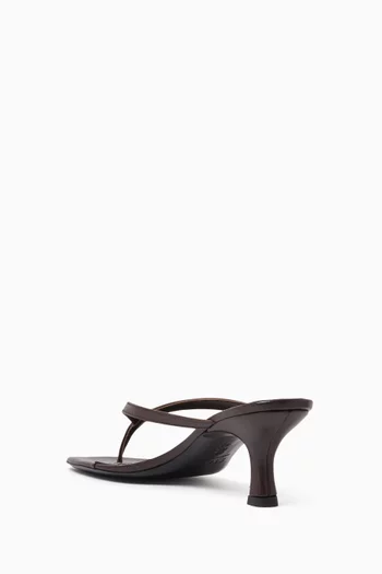 Freja Thong Sandals in Nappa Leather