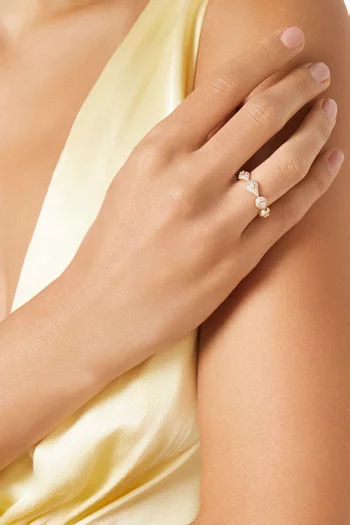 Diamond Ring in 18kt Gold