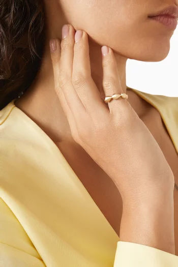 Sculpted Ring in Brushed 18kt Gold