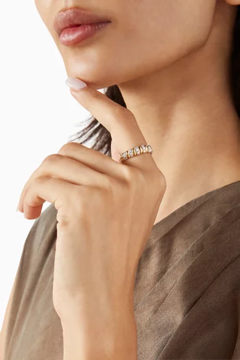Marquise Diamond Ring in 18kt Gold