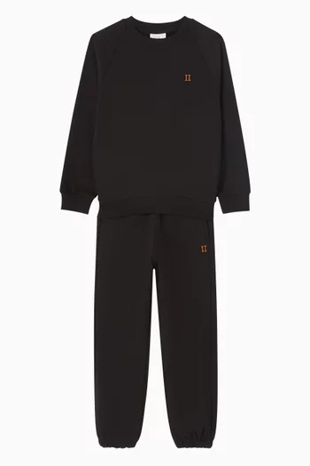 Core Contrast Sweatshirt