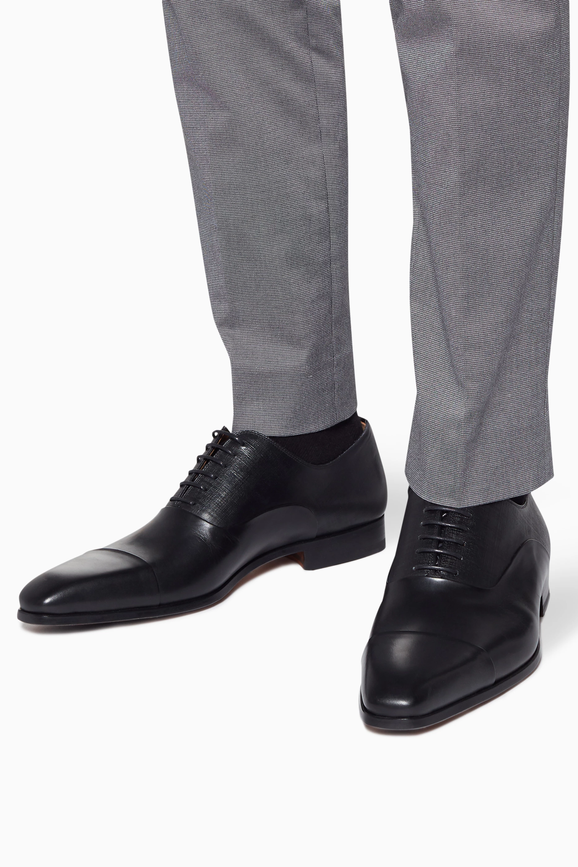 Buy Magnanni Black Black Textured Cap Toe Oxford Shoes for Men in