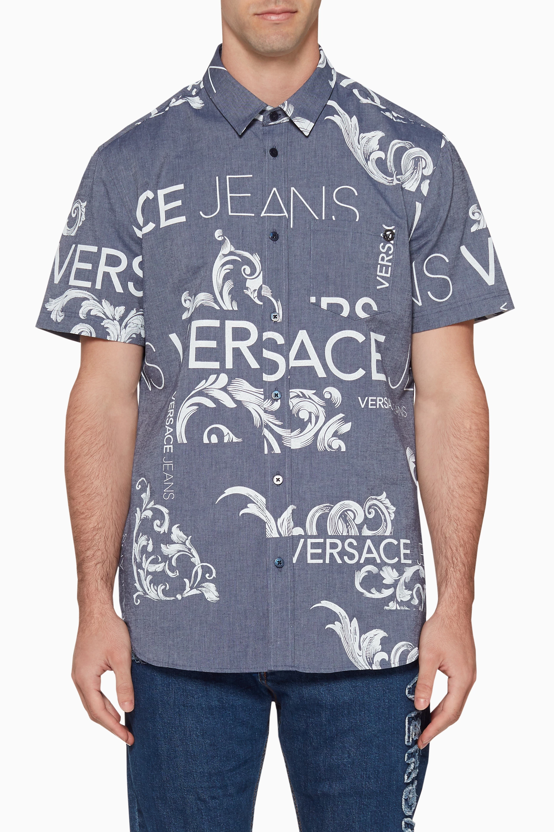 Short sleeve shirt with jeans top