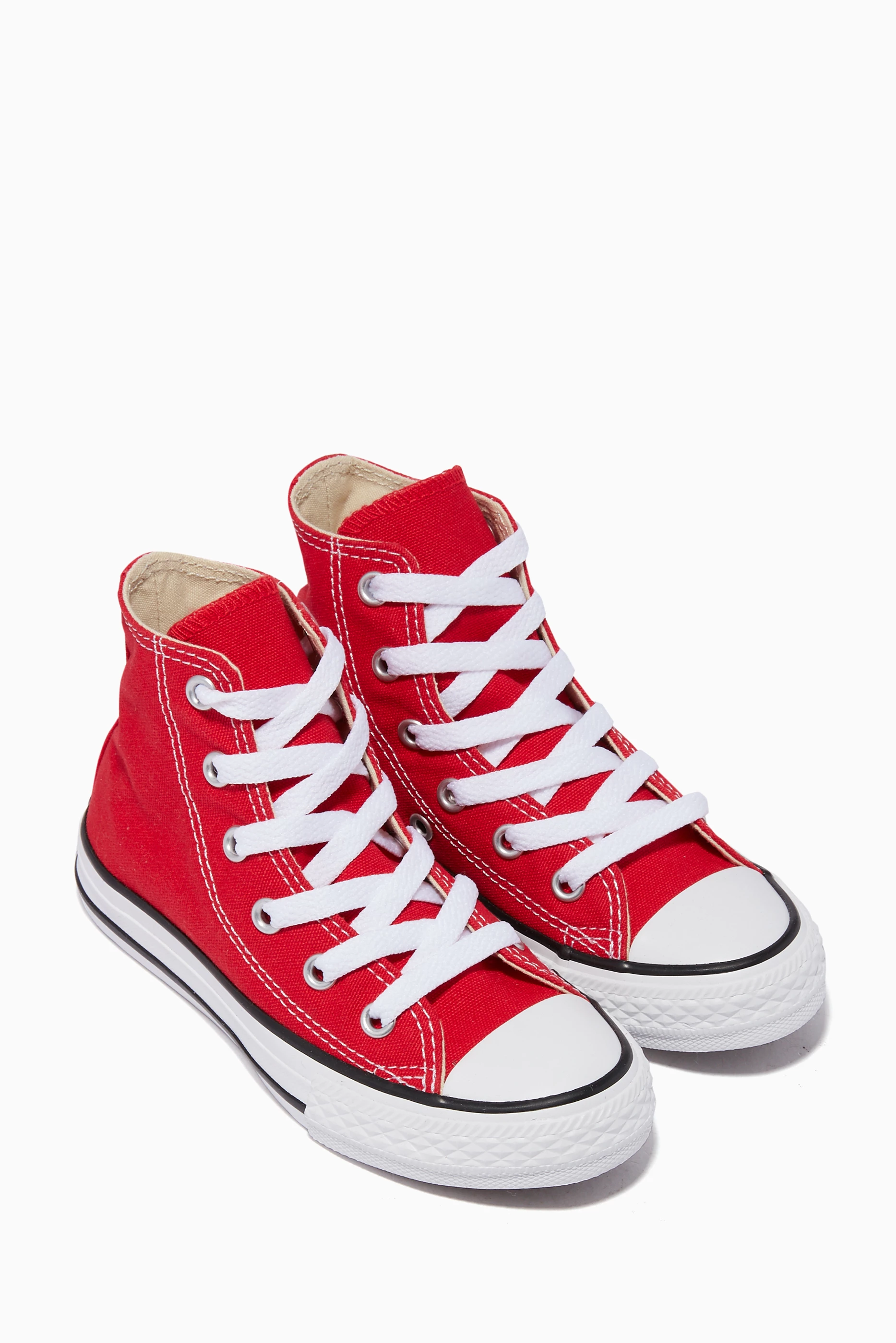 One star store red converse