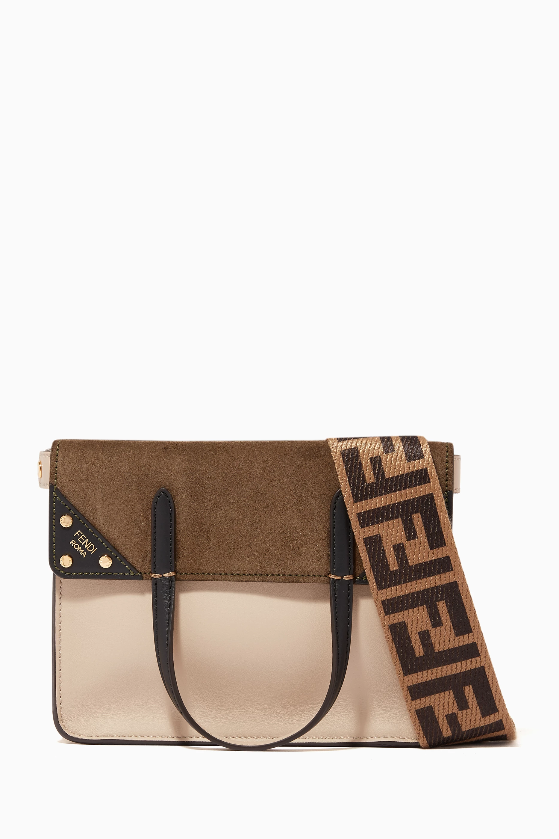 Flip bag 2025 fendi